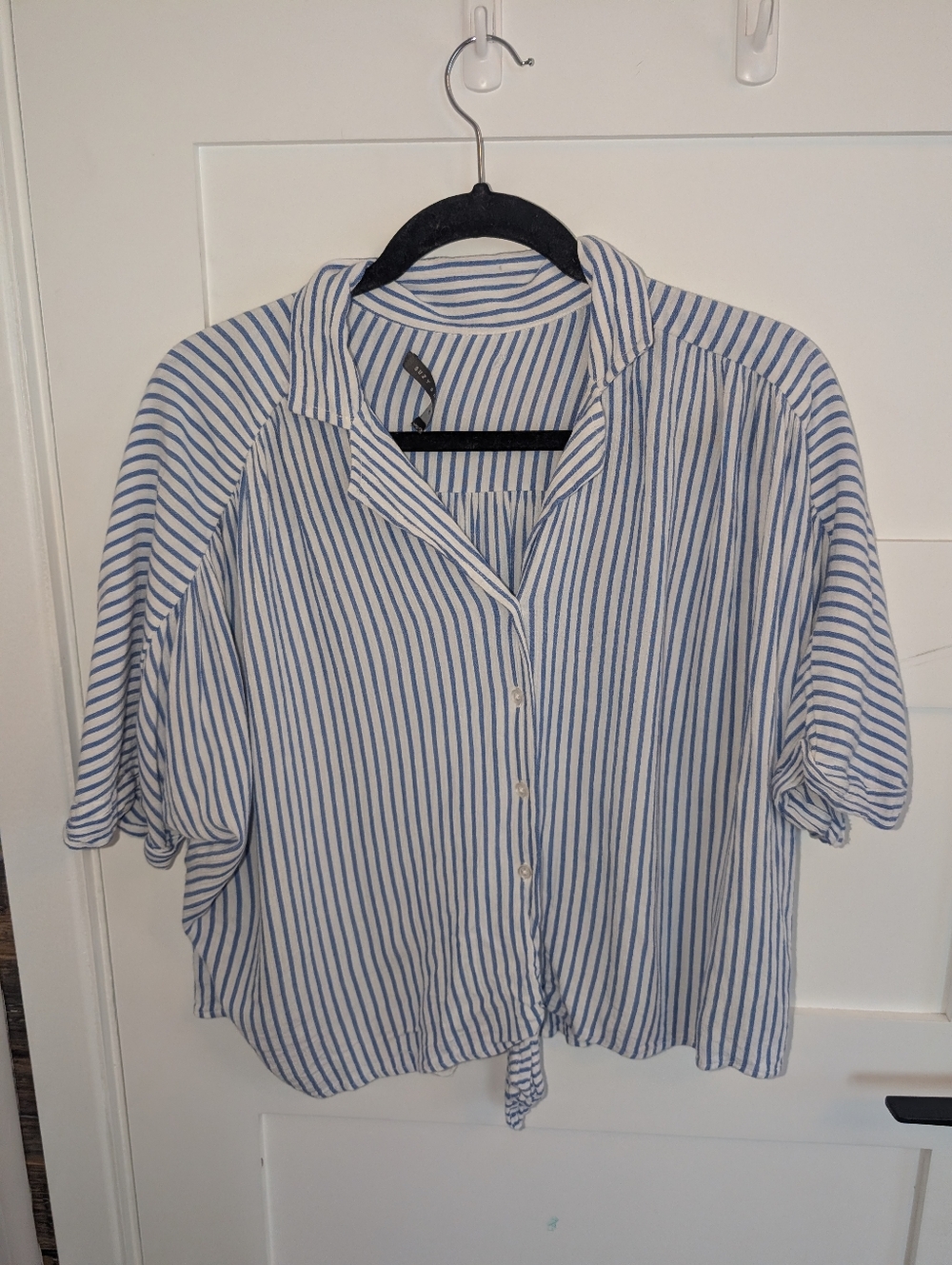 Suzy Sheir 100% Viscose Top